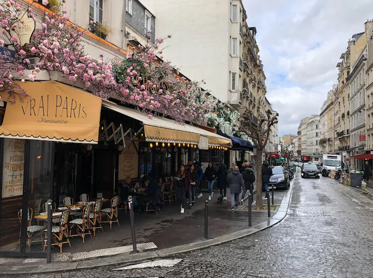 Montmartre Walking Tour: Paris' Best Art, Culture, and Food