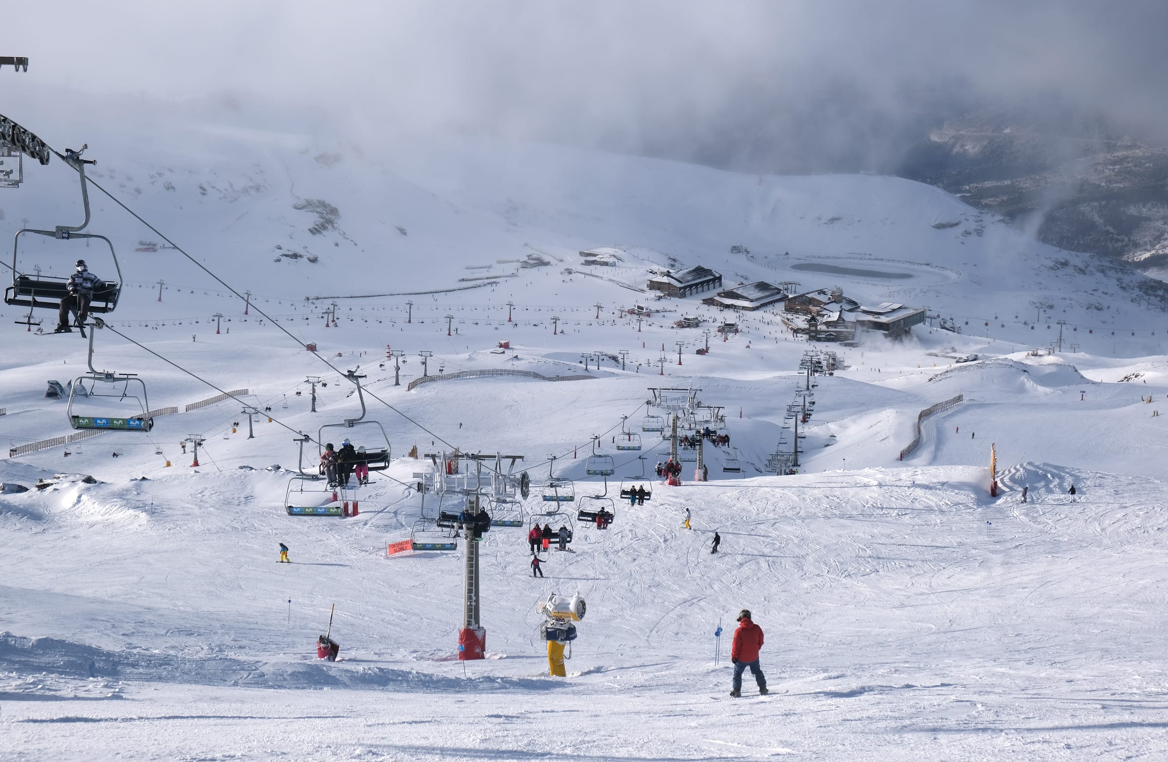 Estación de Esquí y Montaña de Sierra Nevada ski area