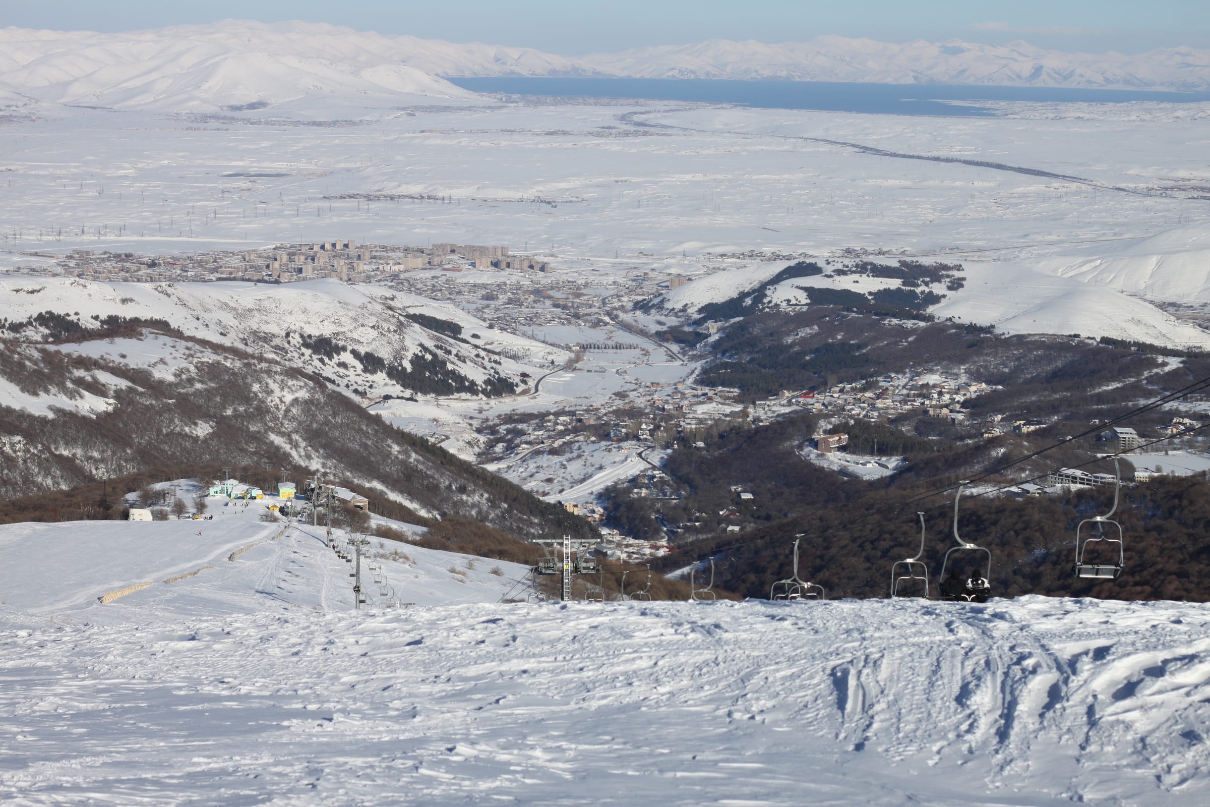 Ծաղկաձոր լեռնադահուկային առողջարան, Tsaghkadzor Ski resort ski area